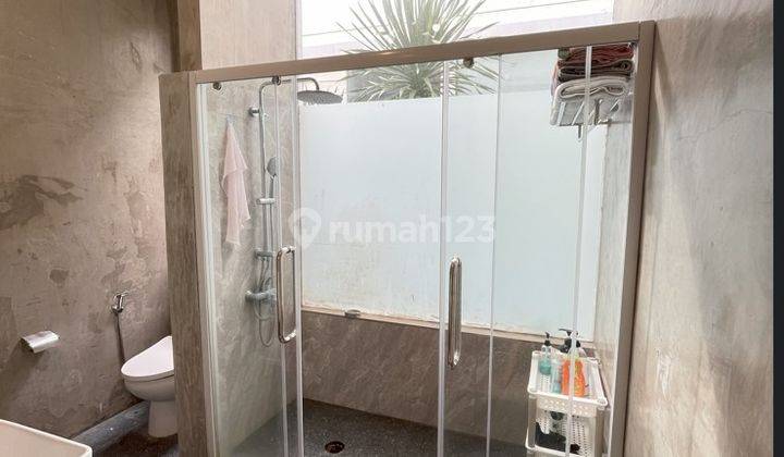 Dijual Rumah Baru 2 unit bersebelahan jadi 1 di Kerobokan 2