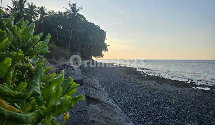 Tanah Pinggir Pantai Tejakula Buleleng Bali Strategis Bagus dan Cocok Untuk Investasi