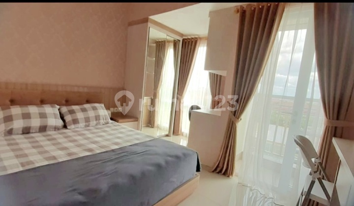 Furnished Studio Apartment, Good, Clean, Near UGM