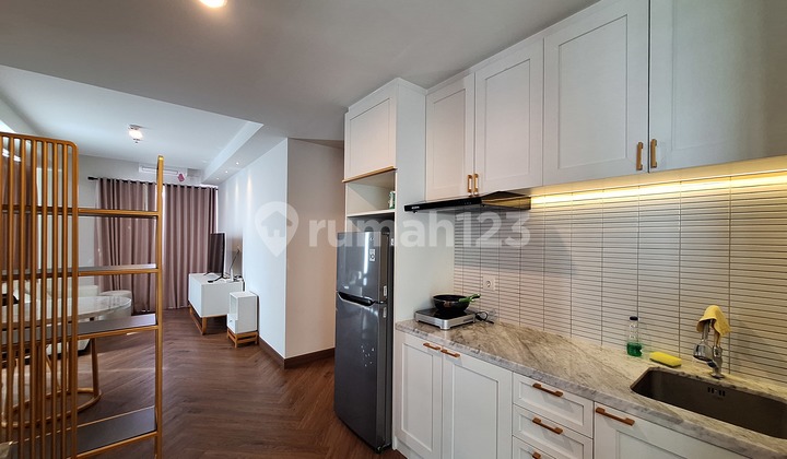 2 Bedroom Furnished Apartment with Good Merapi View Near UGM