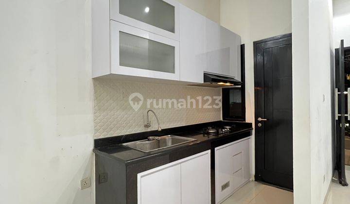 Sewa Rumah Baru Kalibata, 2.5 Lantai, Rooftop, dan Dapur Lengkap! 2