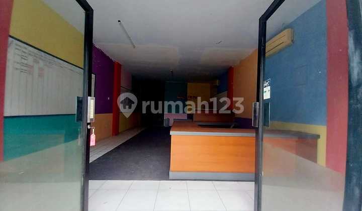 Ruko Strategis di Fatmawati - Cocok untuk Usaha Ruko Strategis di Fatmawati - Cocok untuk Usaha