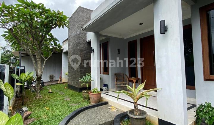 Rumah Nyaman Asri Strategis di Cireundeu