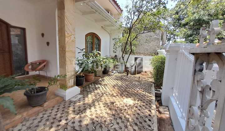 Rumah Dalam Komplek Pondok Aren