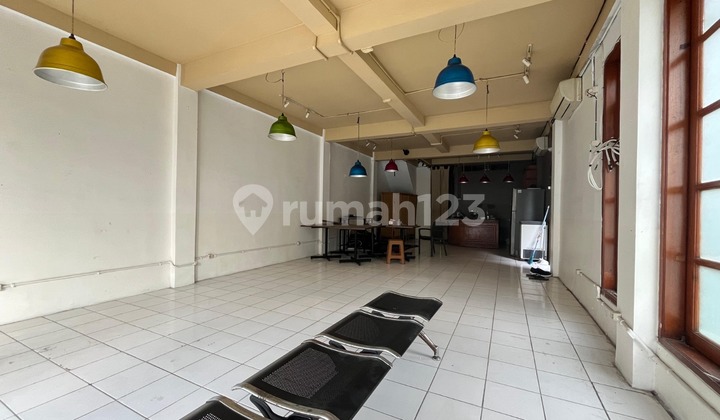 Ruko Siap Usaha dengan Carport Luas di Bali View 2