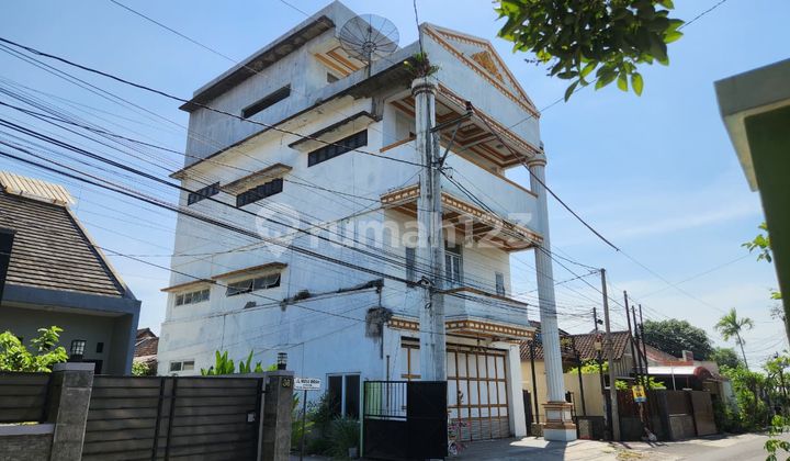 Ruko, Gudang & Rumah Mewah 4 lantai di Purbayan Gentan Sukoharjo 2