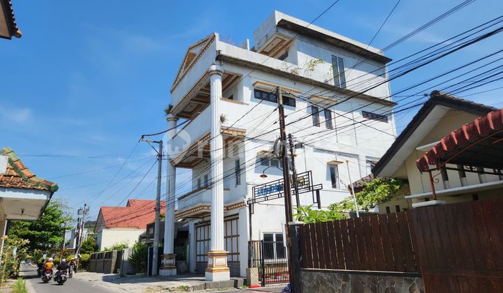 Ruko, Gudang & Rumah Mewah 4 lantai di Purbayan Gentan Sukoharjo 1