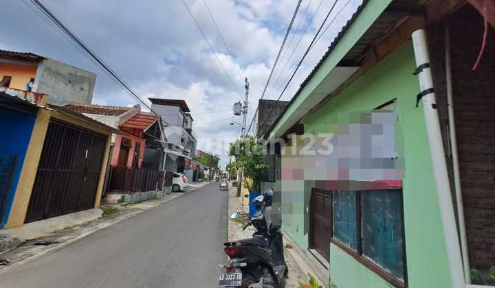 Rumah di Kerten Solo Dekat Jalan Slamet Riyadi Dijual 500 Juta 2