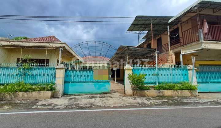 Rumah & Ruang Usaha 2 Lt/12 Kt Dekat Solo Square & Hotel Sunan
