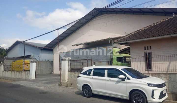Large warehouse for sale in Pabelan near Transmart. Large warehouse for sale in Pabelan near Transmart.
