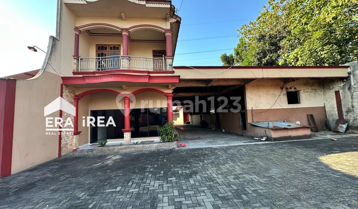 Gudang Besar & Ruang Usaha di Kartasura, Cocok untuk Pabrik