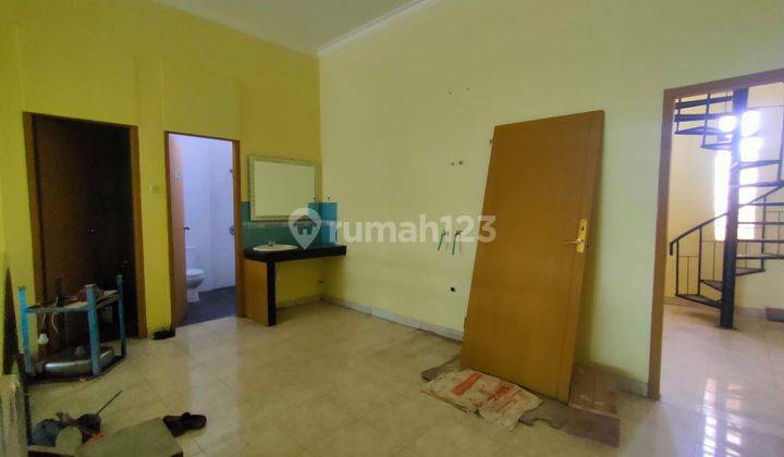Disewakan Ruko 3 Lantai Siap Pakai di Mainroad Pasirkaliki, Bandung 5