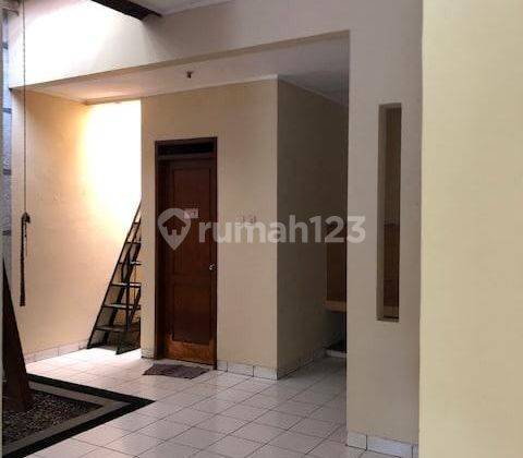 Disewakan Rumah Hoek Cantik Minimalis Siap Huni di Sayap Antapani, Bandung 9