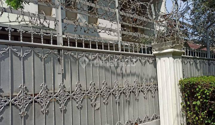 Dijual Rumah Luas Dan Menarik Pusat Kota Siap Huni di Supratman, Bandung 8
