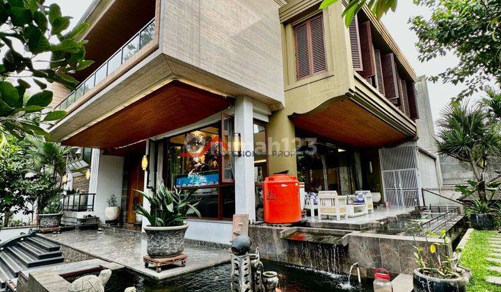 Rumah Baru Gaya Tropical Deket Ke Senayan City  1