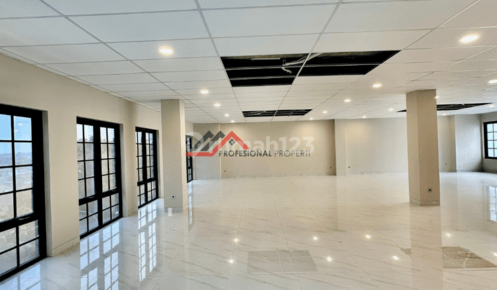 Office Building Lokasi Strategis 1