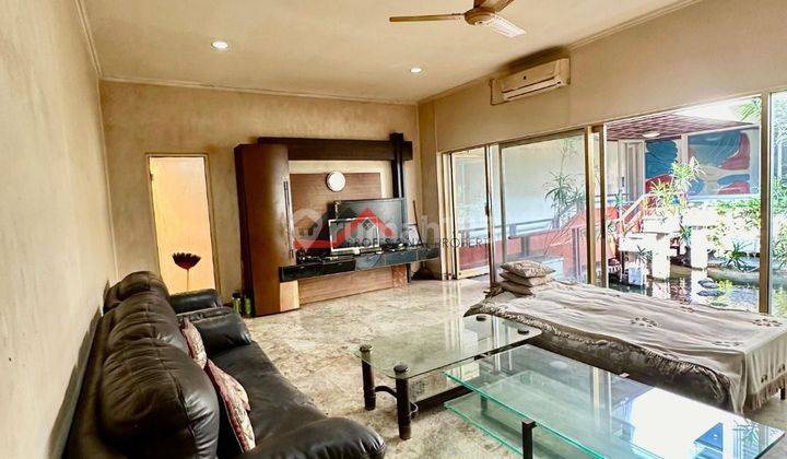 Rumah lama hitung tanah di area premium  2