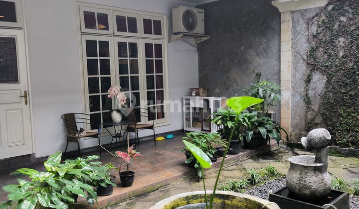 Semi-classic house, premium area 2