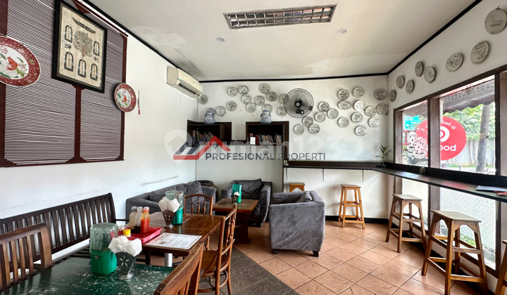 Rumah Area Komersil Cocok Untuk Kantor dan Usaha di Kemang Jakarta Selatan Rumah Area Komersil Cocok Untuk Kantor dan Usaha di Kemang Jakarta Selatan