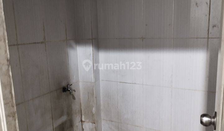 Sewa Ruko Gandeng Cengkareng jalan  Lingkar Luar Barat Jakarta 8