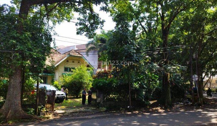 Jual Cepat Rumah Tua kawasan bisnis Tamansari Bandung Dago Tato 2