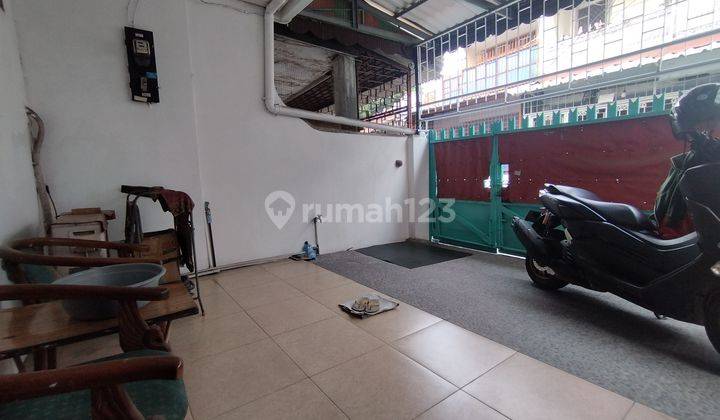 Tato  Petojo Utara Rumah Siap Huni 204m SHM 2lt 2.5 M nego 2