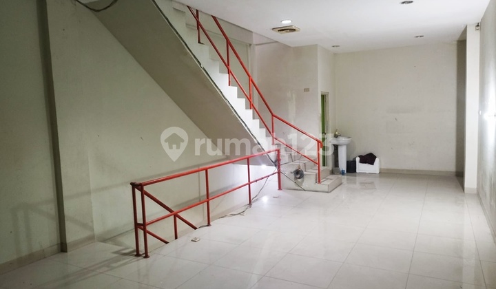 For Quick Sale Biak Strategic Shop House Central Jakarta 2.7 M Negotiable Tattoo For Quick Sale Biak Strategic Shop House Central Jakarta 2.7 M Negotiable Tattoo