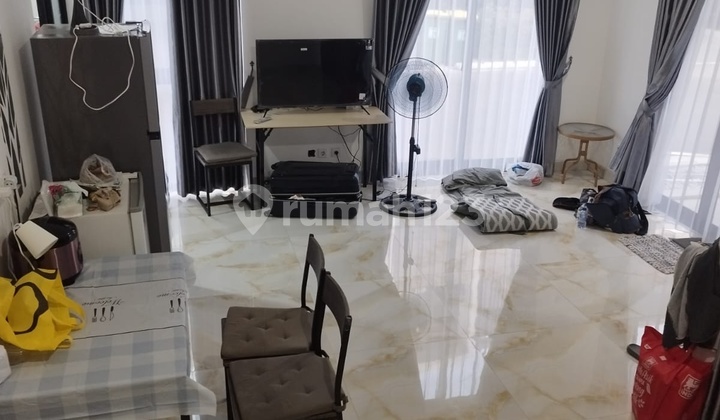 For Sale Anwa Puri Meruya Kembangan Nice House 3 Floors 3 Bedrooms Negotiable Jakarta 2