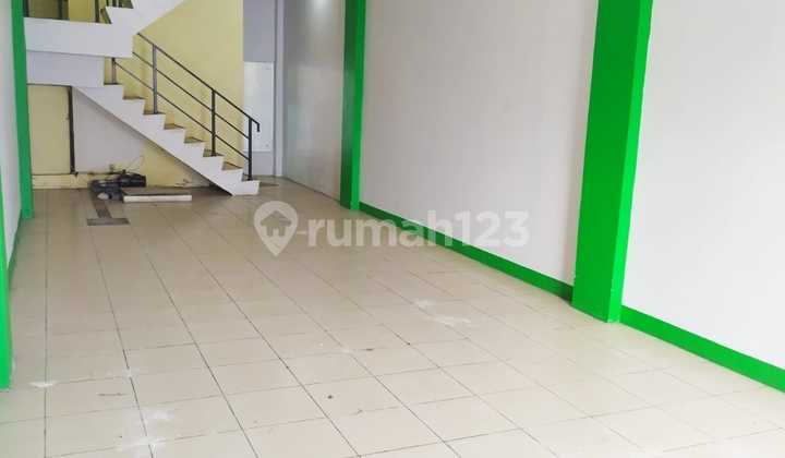 Shop House for Rent on South Map Street, Kalideres, Jakarta, 75 Million Negotiable, Tattoo.