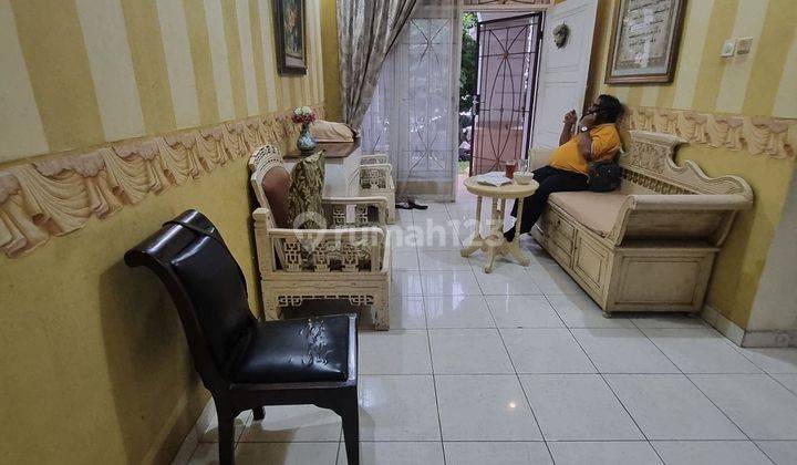 Disewakan rumah cantik siap huni di legenda wisata 2