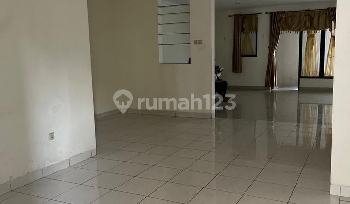 For Sale, Cheap and Fast, 2-Story House in Legenda Wisata. 2