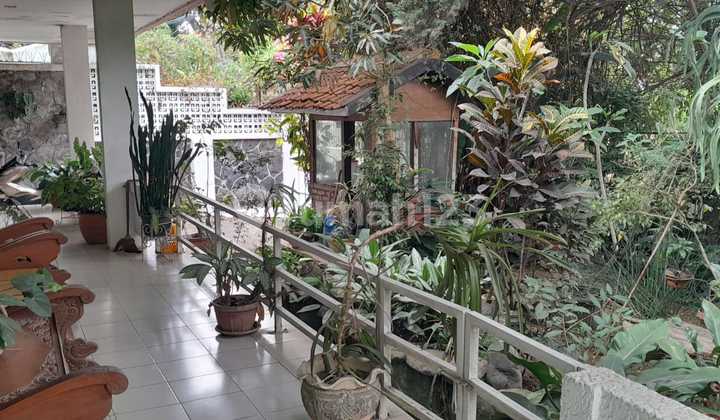 Cool Mountain View House In Dago Bandung 2