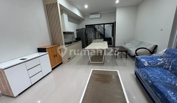 Rumah Desain Modern Di Limus Pratama 2