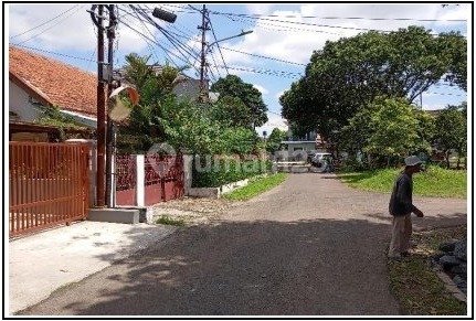 Bonus Land for Old House in Cipete, South Jakarta