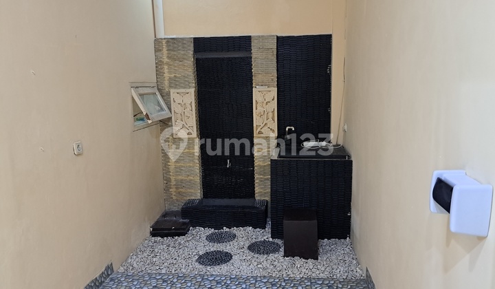 Nice Ready-to-Occupy House in Cibubur Mansion Nice Ready-to-Occupy House in Cibubur Mansion