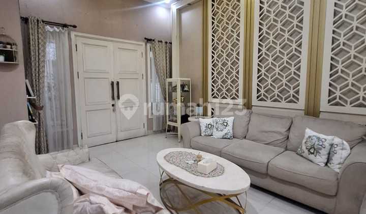 Rumah Bagus Di Pejompongan Jakarta Pusat