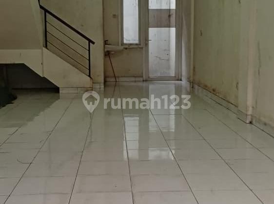 Ruko Bagus Dua Lantai di Canadian Kota Wisata Cibubur
