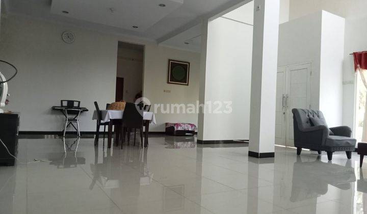 Rumah Huk Depan Taman  Vila Nusa Indah Dekat Kota Wisata Cibubur 1