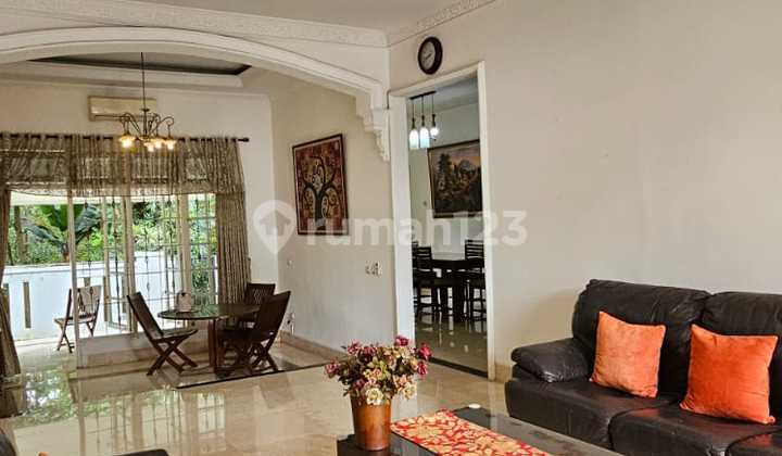 Rumah Bagus Besar di Legenda Wisata Cibubur Rumah Bagus Besar di Legenda Wisata Cibubur