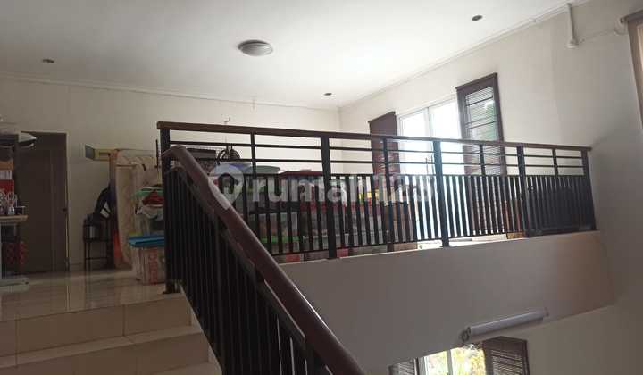 Rumah Bagus Besar Rangka Atap Baja Ringan Di Kota Wisata 2