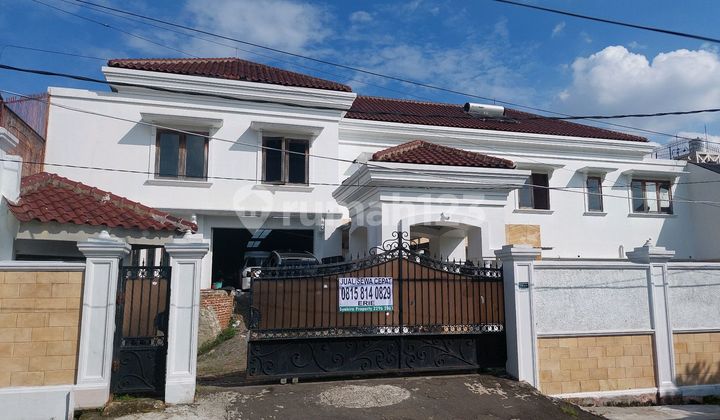 Rumah Mewah dengan Bunker Turun Harga di Cinere Jakarta Selatan Rumah Mewah dengan Bunker Turun Harga di Cinere Jakarta Selatan