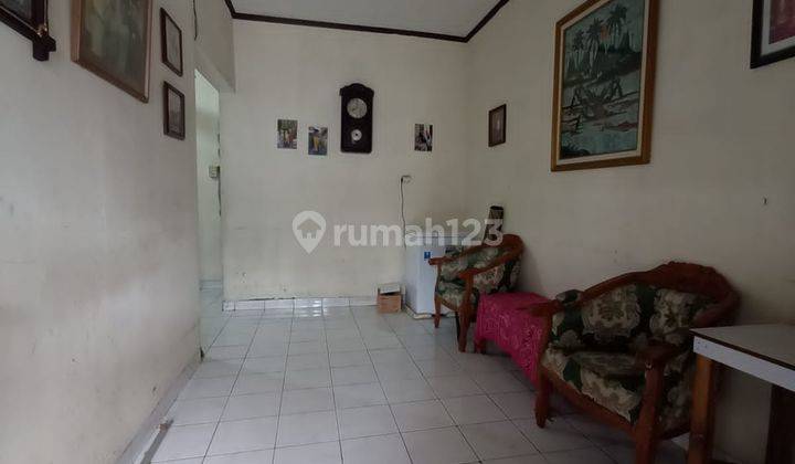 Rumah cantik di Komp. Sapta Taruna Bekasi Timur 2