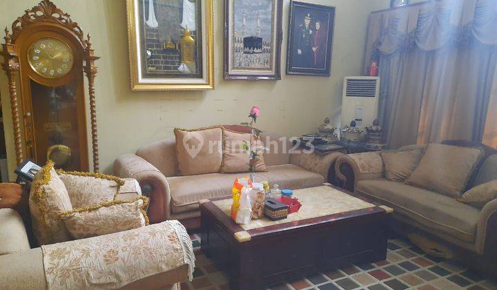 Rumah mewah di Komplek Pati Citra Grand Cibubur 7