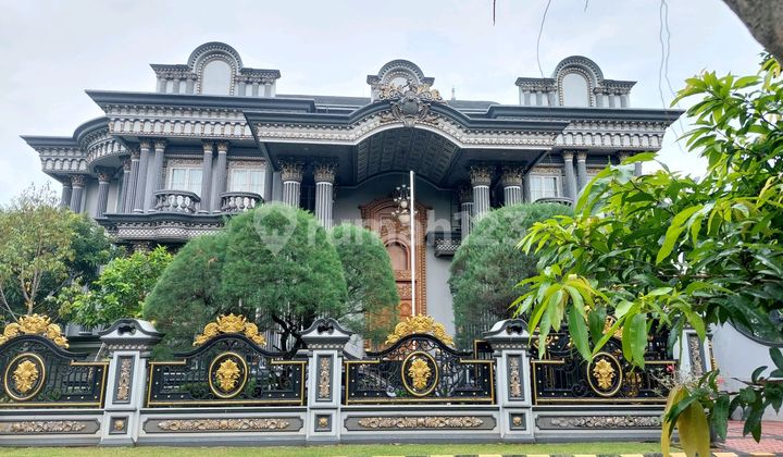 Classic Style Luxury House in Citra Grand Cibubur