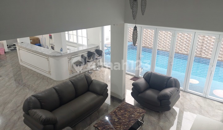 Dijual Rumah Mewah Di Kota Wisata Cibubur Dijual Rumah Mewah Di Kota Wisata Cibubur