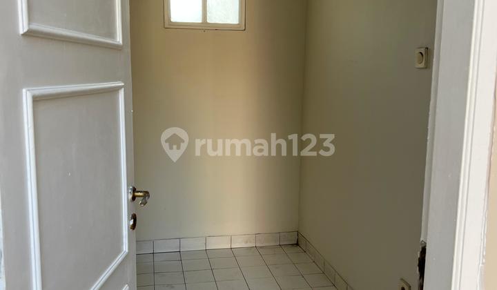 Rumah.klasik di Legenda Wisata Cibubur 2