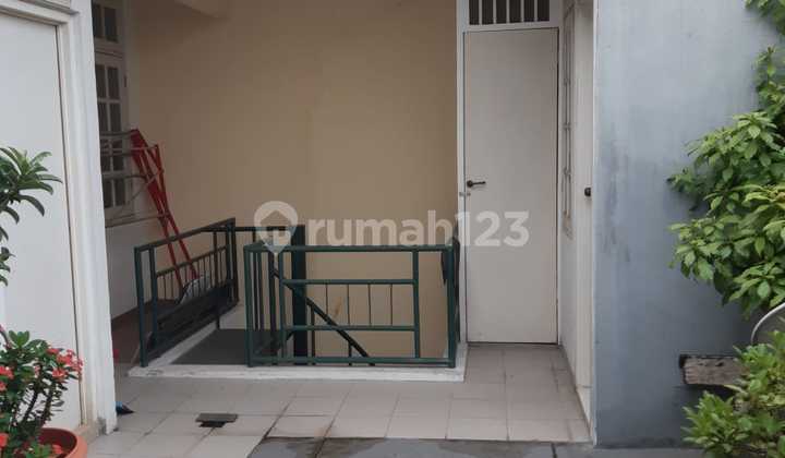 House Near Kotawisata Fresh Market 2