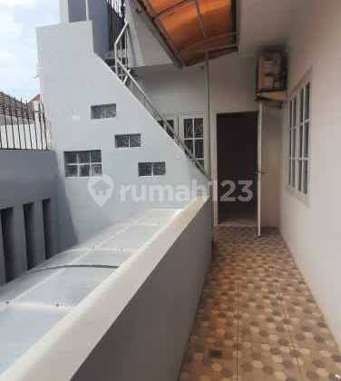 Neat House Already Renovated Ready to Live In