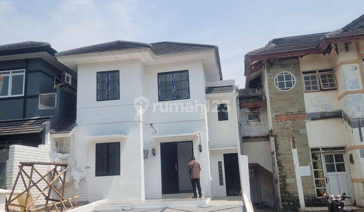 Rumah Bagus 2 Lantai Shm Sudah Renovasi ,siap Huni Di Kota Wisata 2