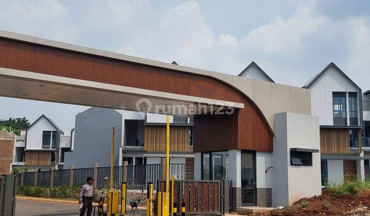 Rumah 3 Lantai konsep modern minimalis di kota wisata view sungai  1